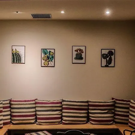 64rooms