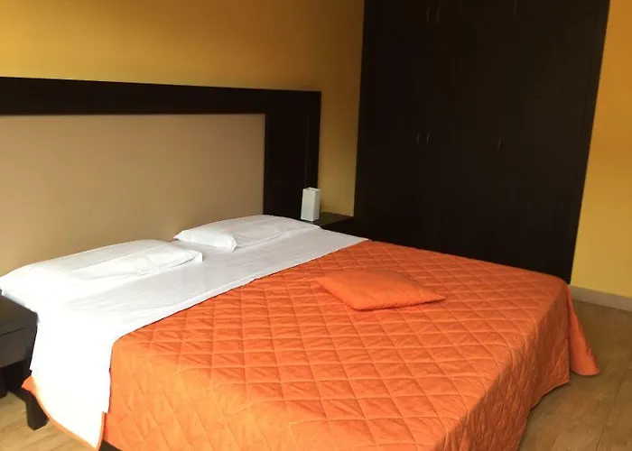 מלון דירות 64rooms