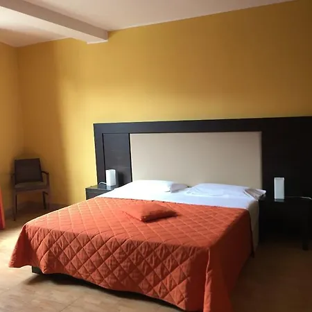 64rooms